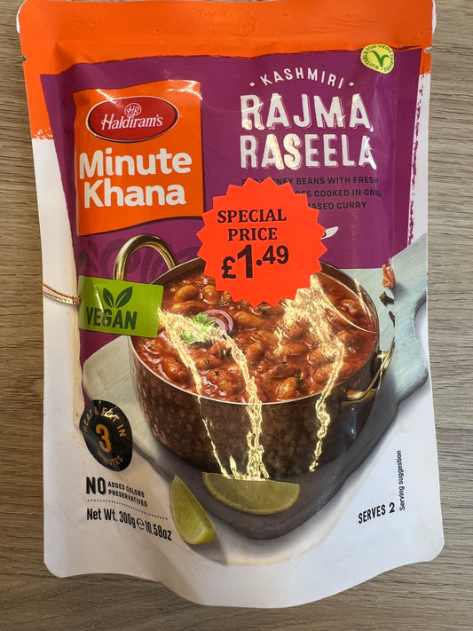 Haldhirams rajma raseela